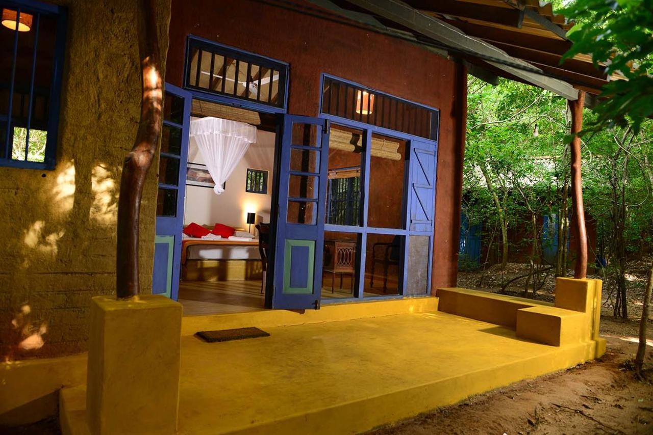 Back Of Beyond - Pidurangala Vila Sigiriya Exterior foto
