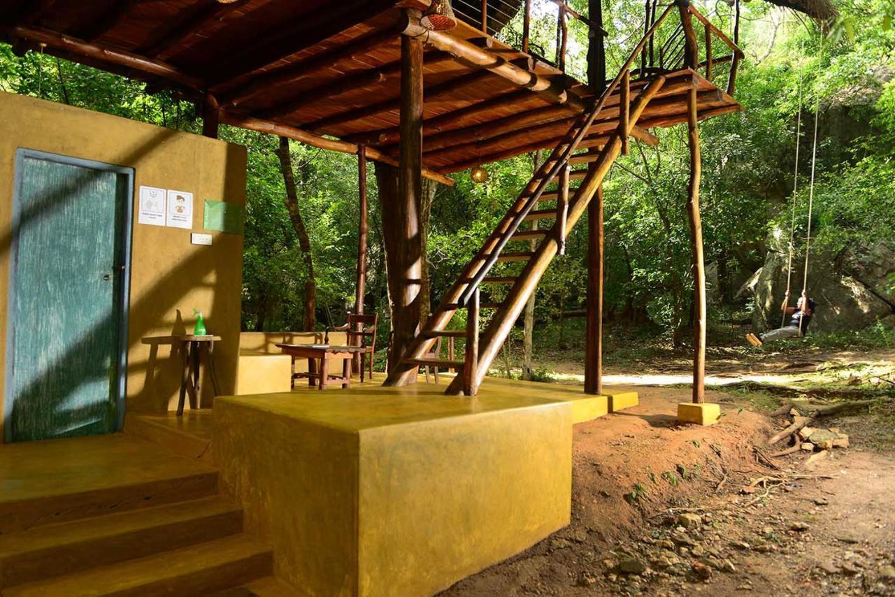 Back Of Beyond - Pidurangala Vila Sigiriya Exterior foto